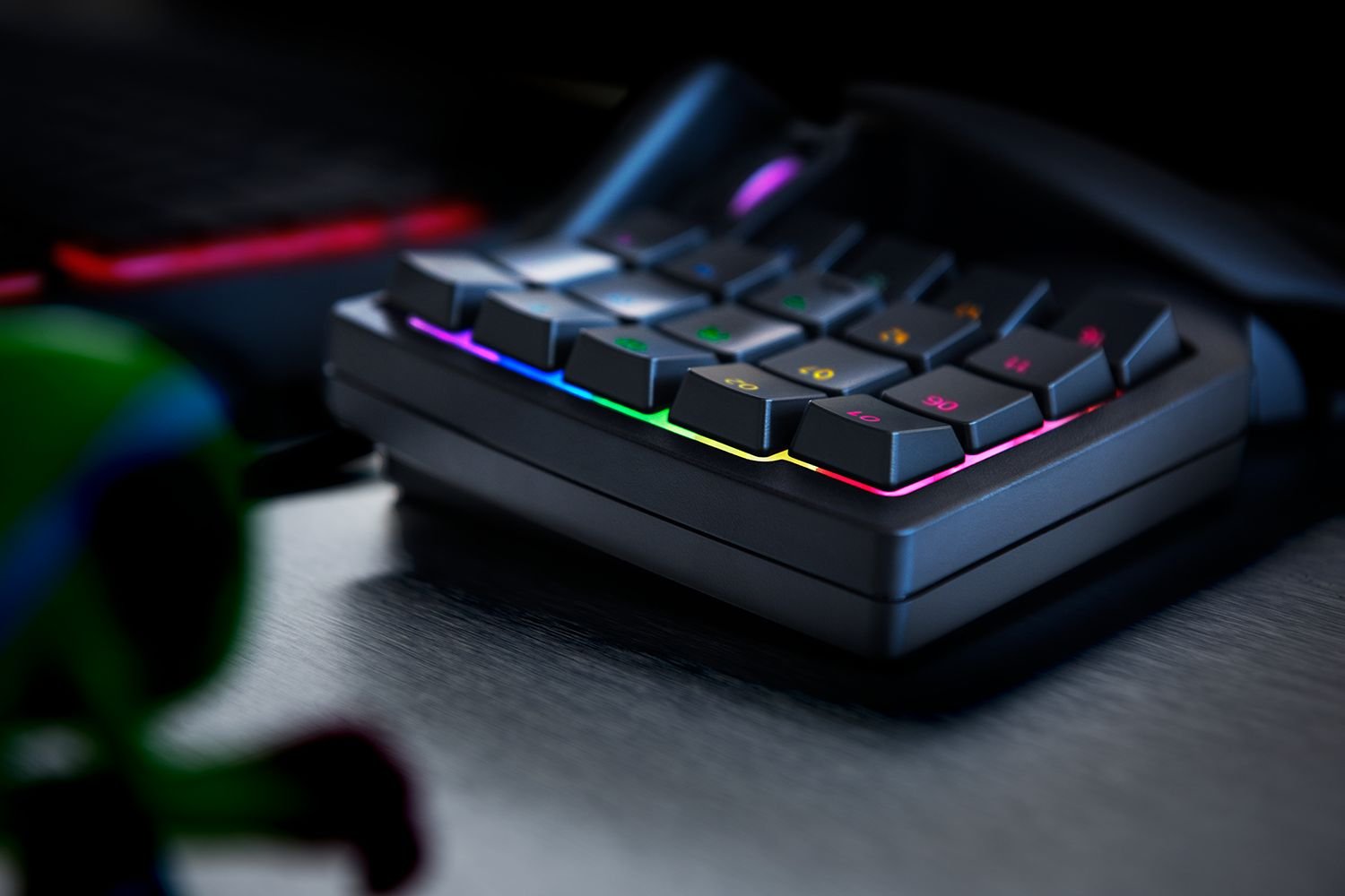 Customizable keys and macros - Wireless Gaming Keyboard and Mouse